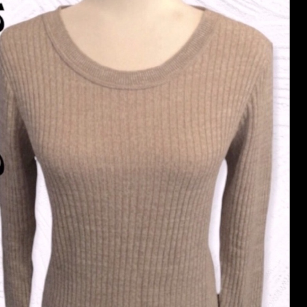 Ribbed cardigan sweater Ribbed Knit sweater M NWT